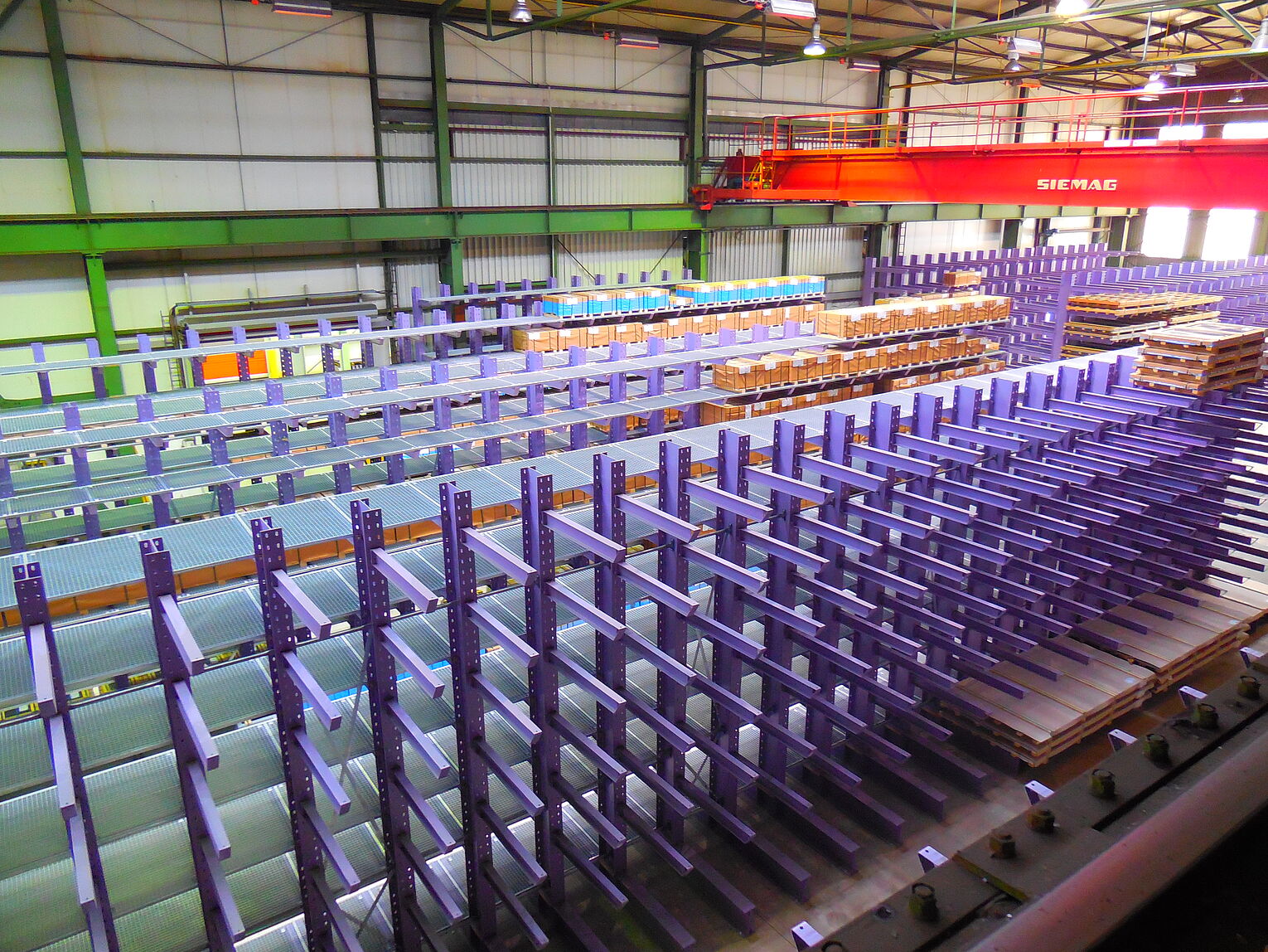 [Translate "Spain"] Cantilever racking system by OHRA